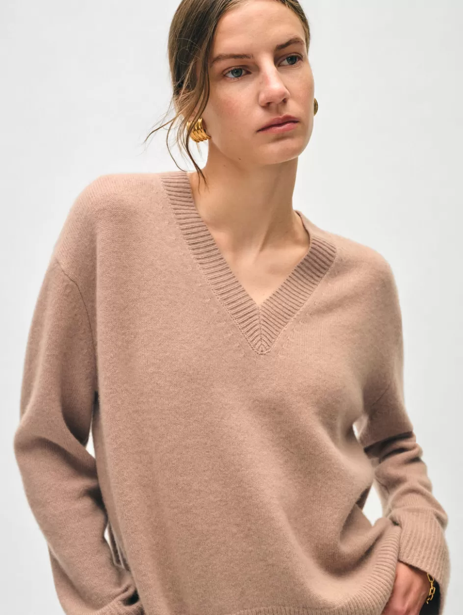 White + Warren Sweaters-cashmere relaxed v neck