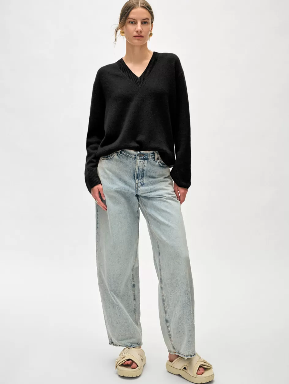 White + Warren Sweaters-cashmere relaxed v neck