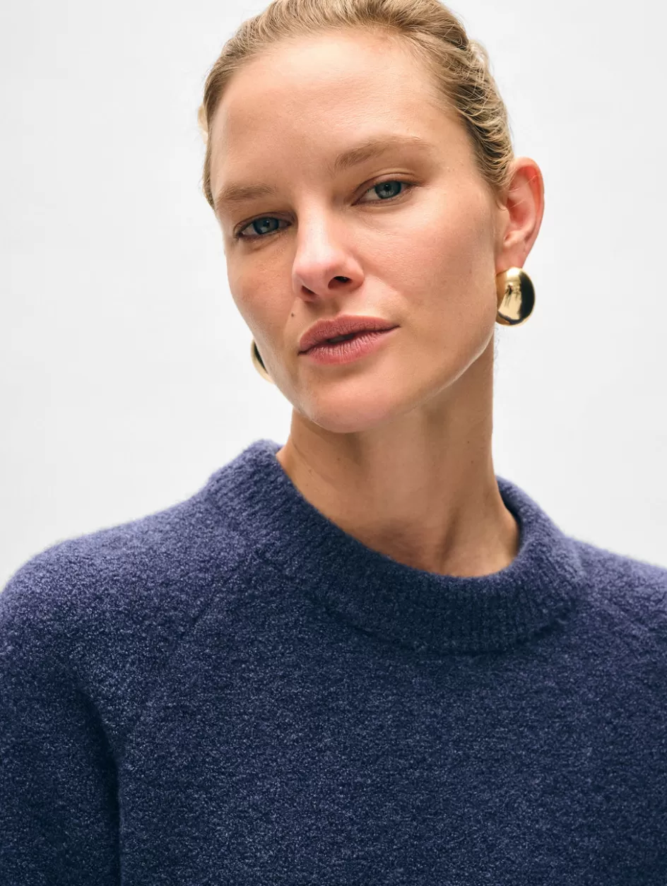 White + Warren Lounge-merino cashmere boucle sweatshirt